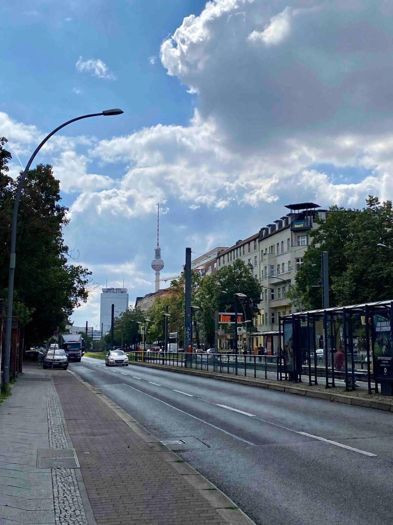 Central Studio In 5 Minutes To Alexanderplatz Berlim Exterior foto
